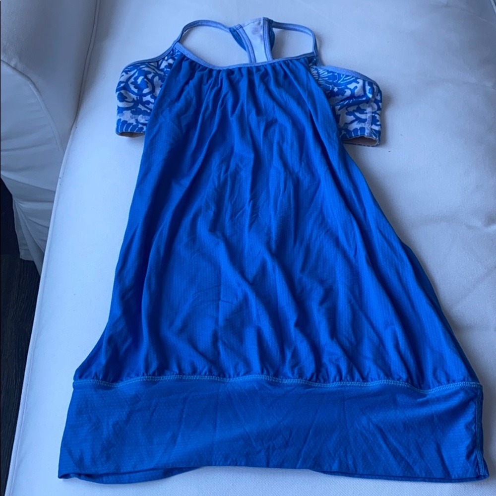 Lululemon tank top with built-in sports bra